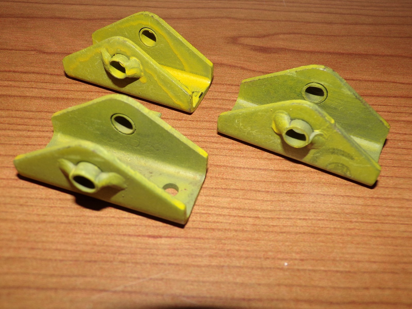 Piper Aztec PA-23-250 Top Rudder Hinges