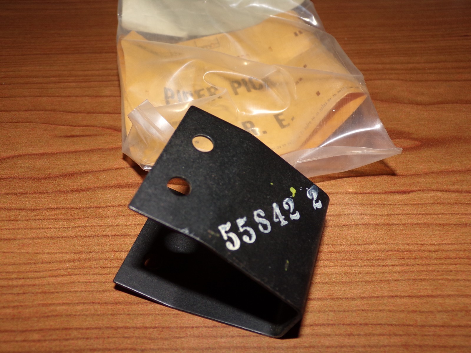 Piper Bracket 55842-002