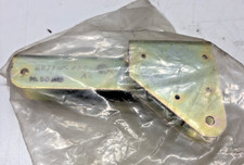 Piper welded hinge LH flap bracket