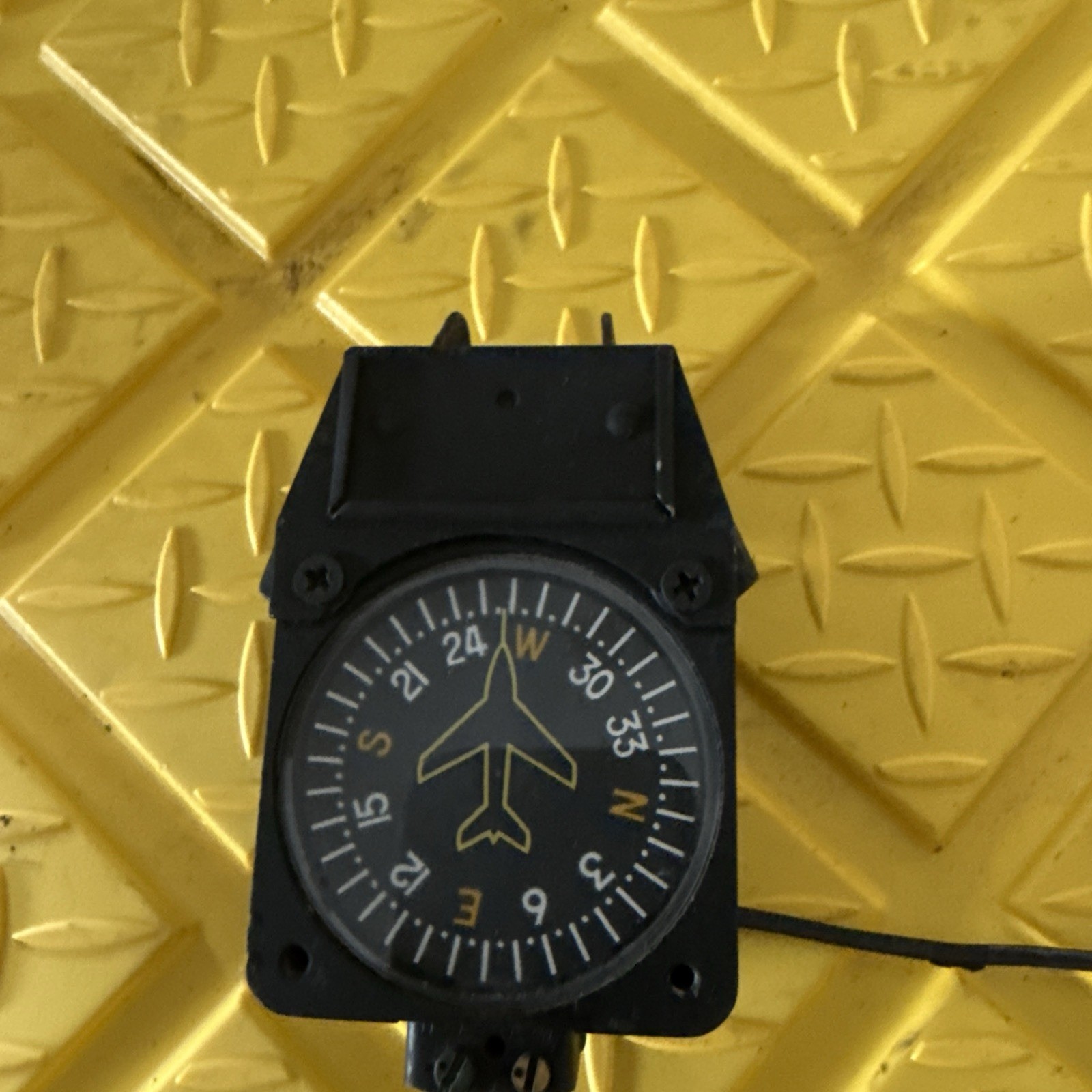 Precision Aviation HI-400 Vertical Card Magnetic Compass