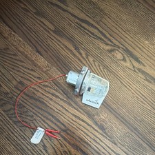 UAvioni ADS-B Out Tail Beacon