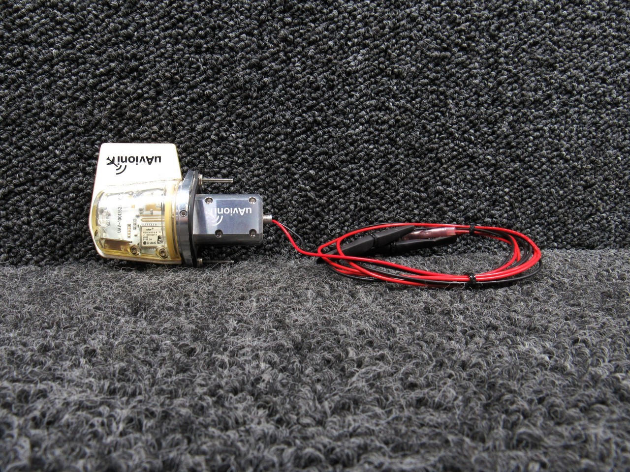 UAvionix UAV-1001362-001-L Tail Beacon Nav Light