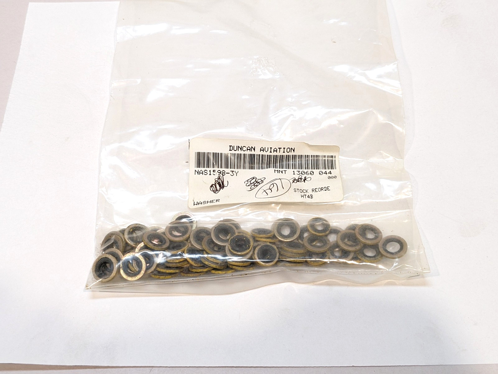 Unbranded Lot of 70 NAS1598-3Y Sealing