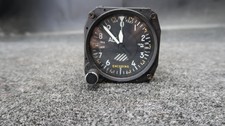 UNITED INSTRUMENTS ENCODING ALTIMETER 1,000