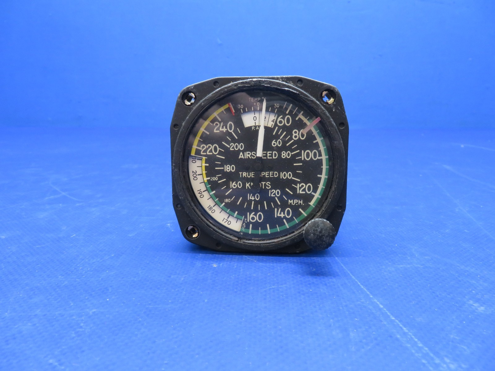 United Instruments Piper PA-23-250 Aztec UI Airspeed