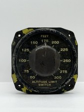 WWII Aircraft Instrument SA-1A /