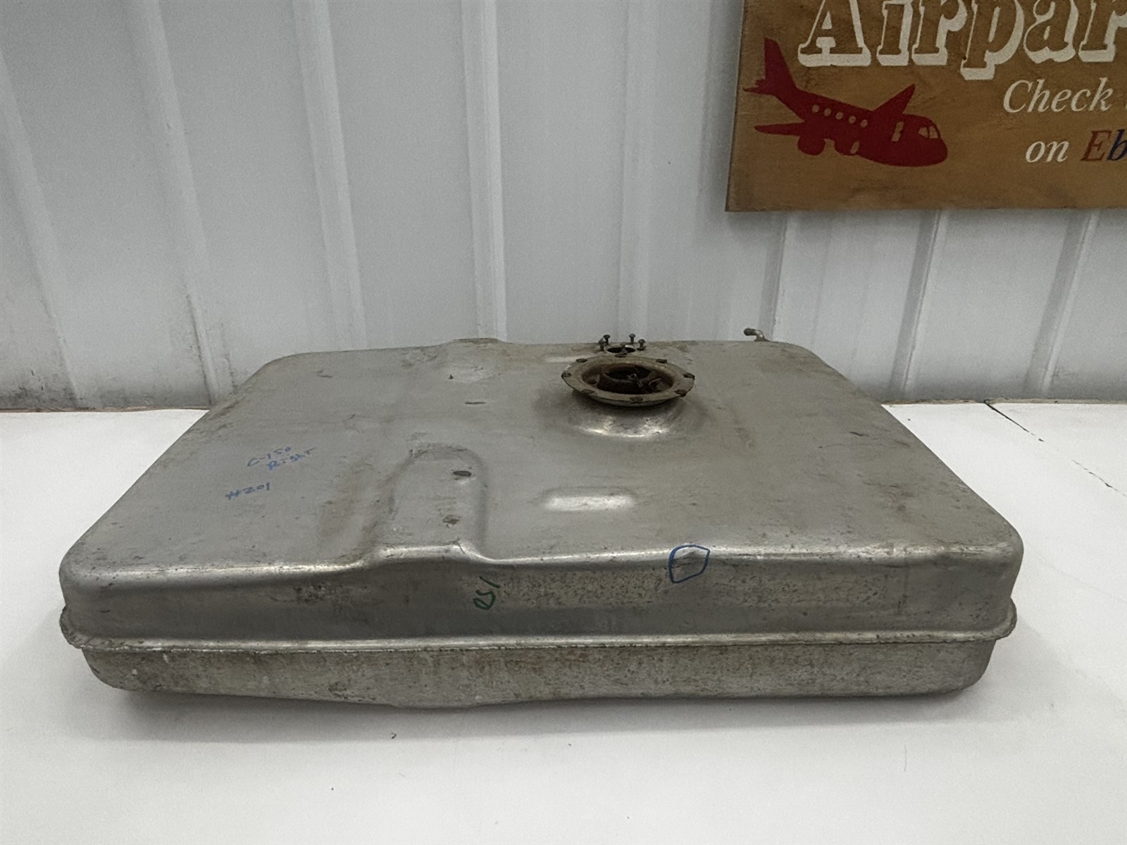 Cessna 150 Right Fuel Gas Tank