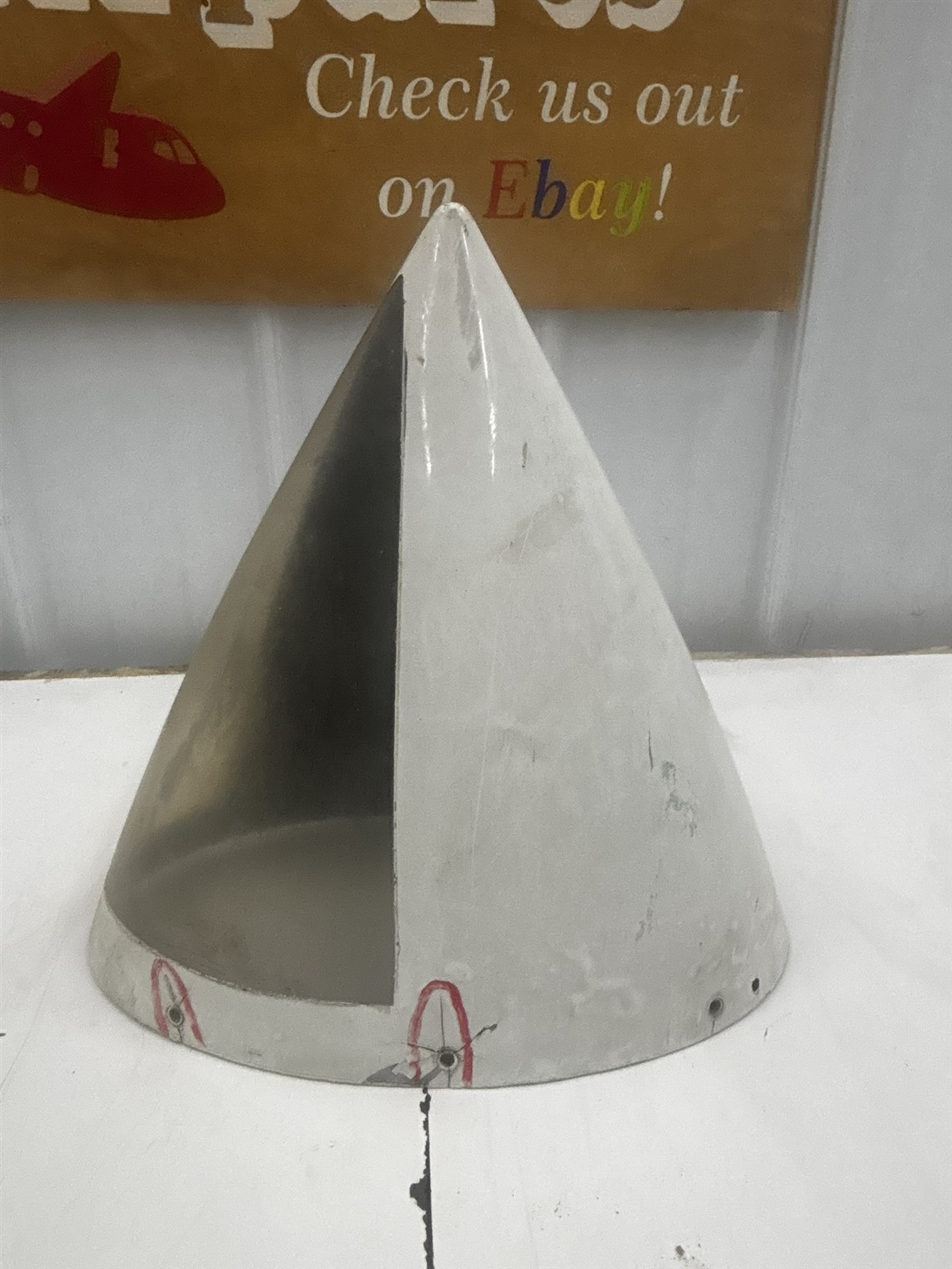 Cessna 310 Wing Tip Tank front