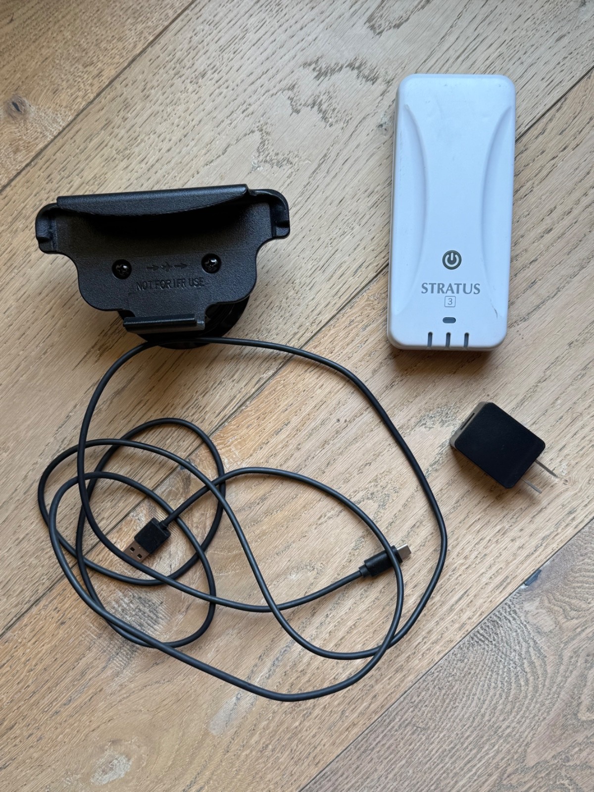 Appareo Stratus 3 ADS-B Receiver –