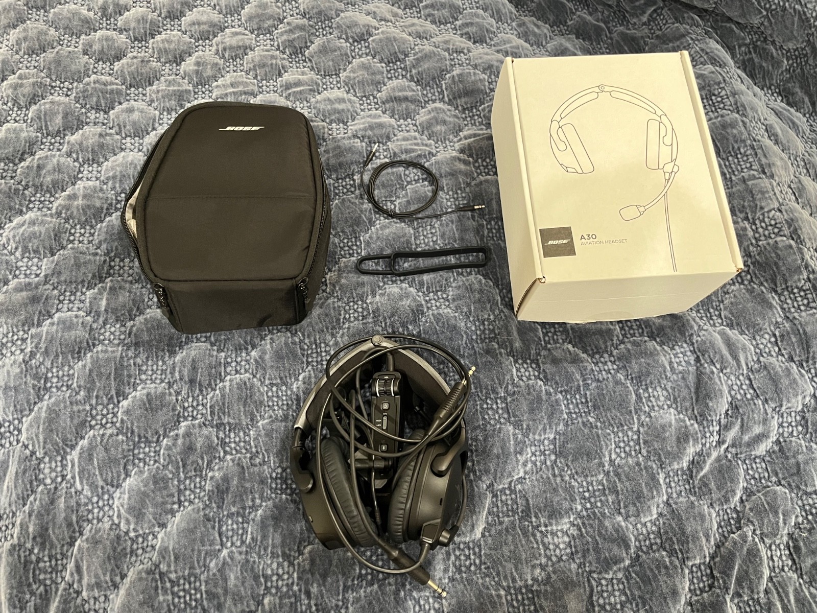 Bose A30 Aviation Headset – Like