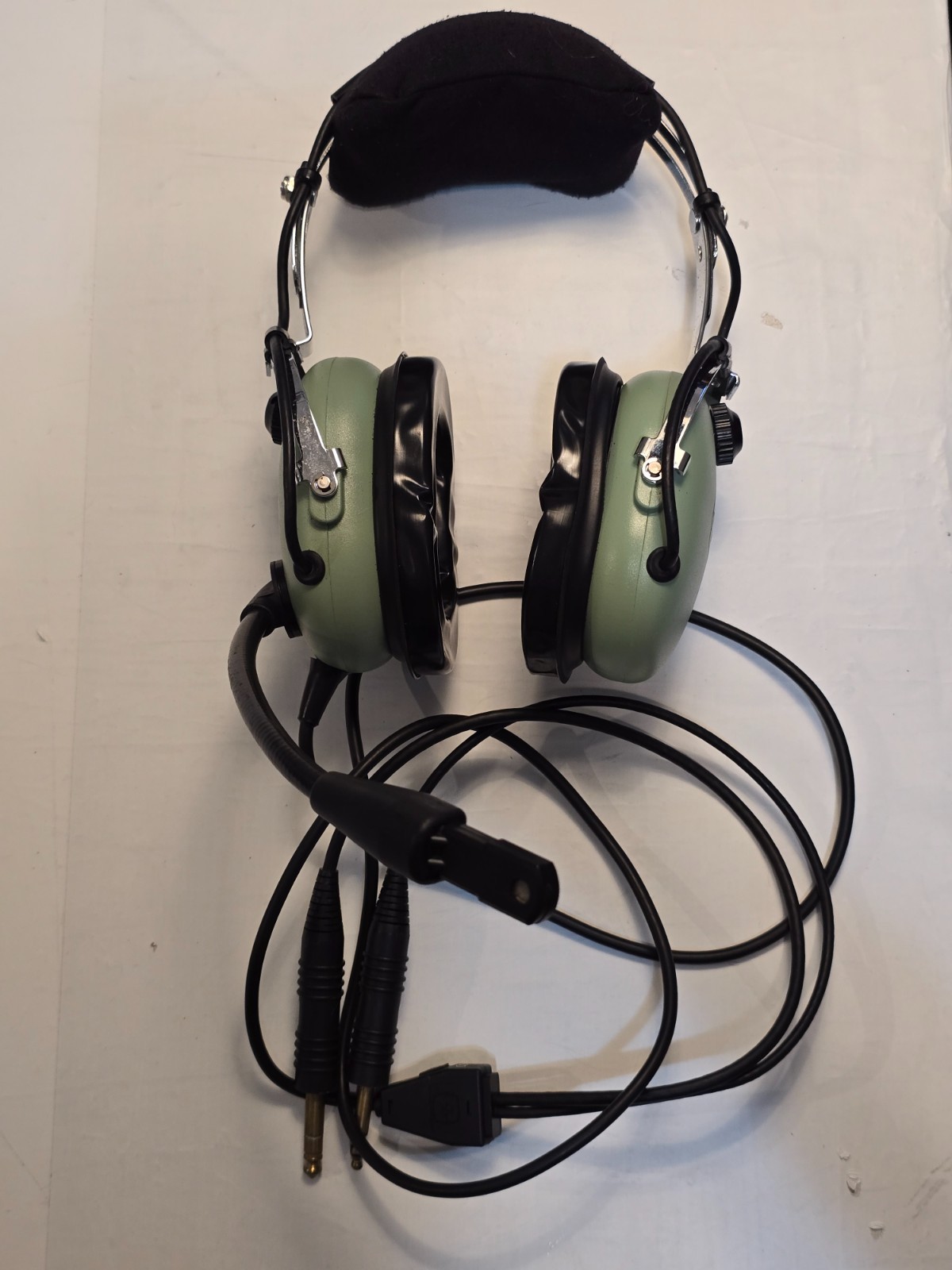 David Clark H10-13S Aviation Headset/Microphone with Carrying