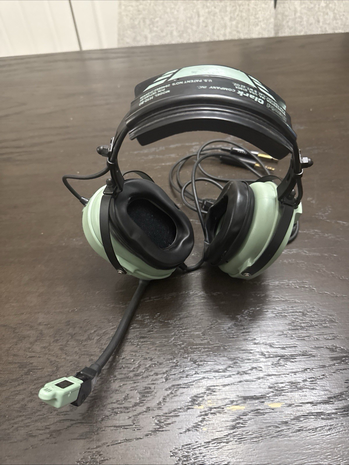 David Clark H10-80 AVIATION HEADSET W/ M-4