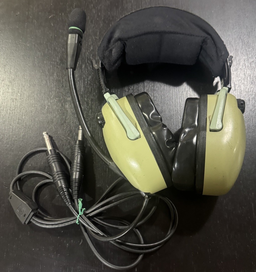 David Clark H20-10S Aviation Headset With Bag