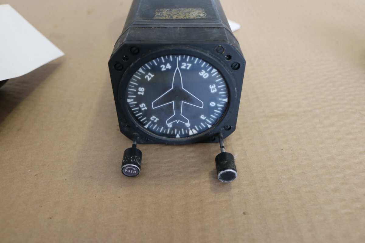 vacuum-driven aircraft heading indicator (Directional Gyro