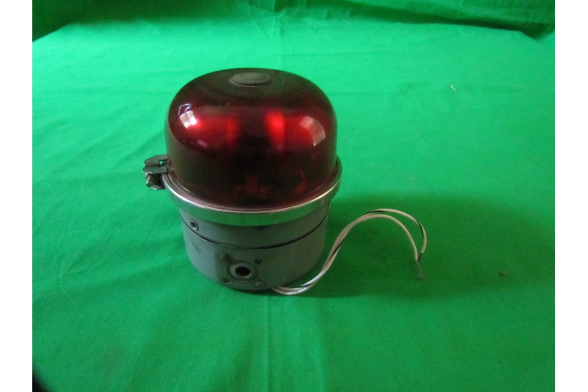 Grimes G-7740A-9-24 Rotating Beacon Strobe Light