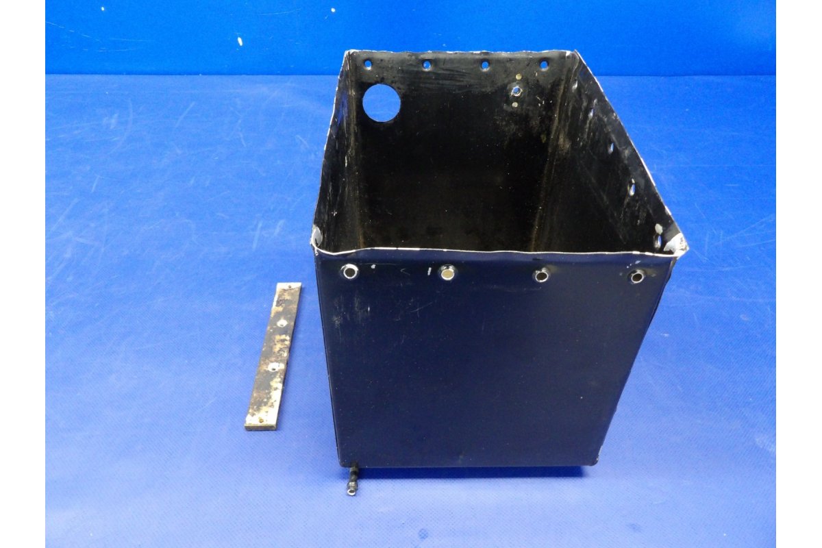 Cessna 421 LH Battery Box for