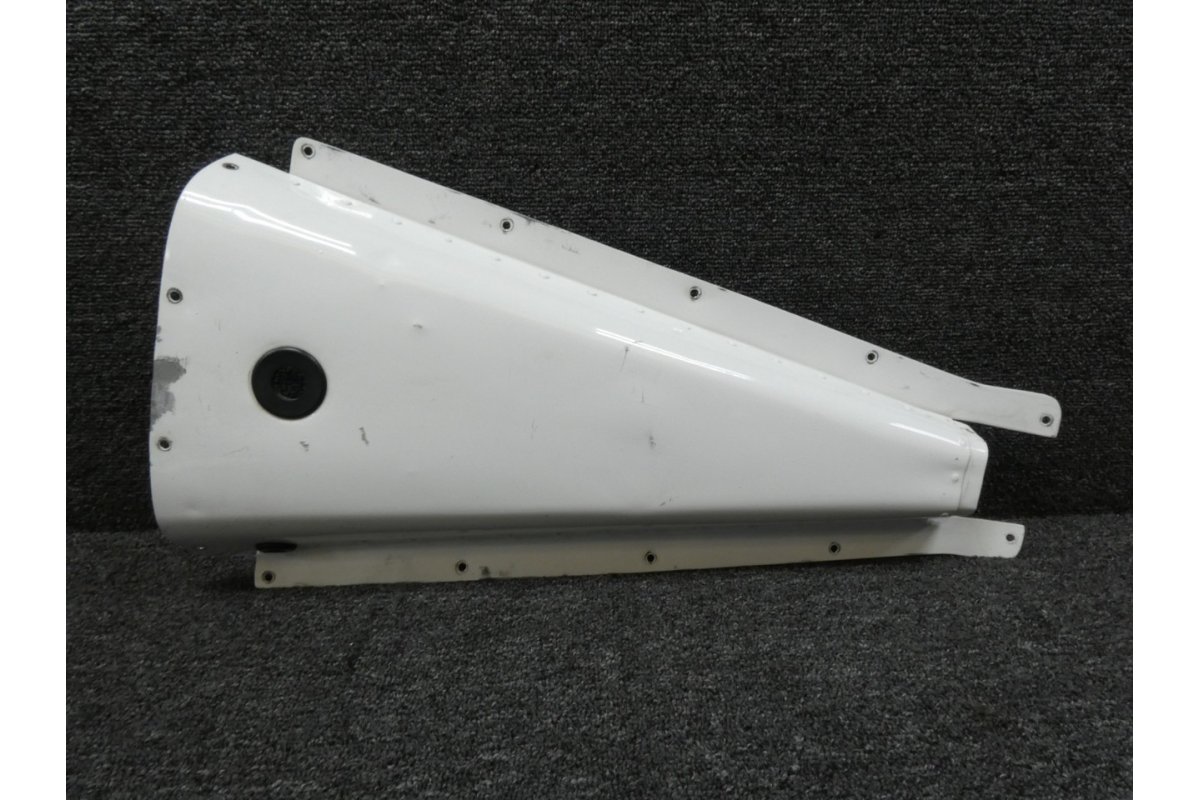 Cessna Aircraft Parts 5112001-16 Cessna 421C Upper Aft