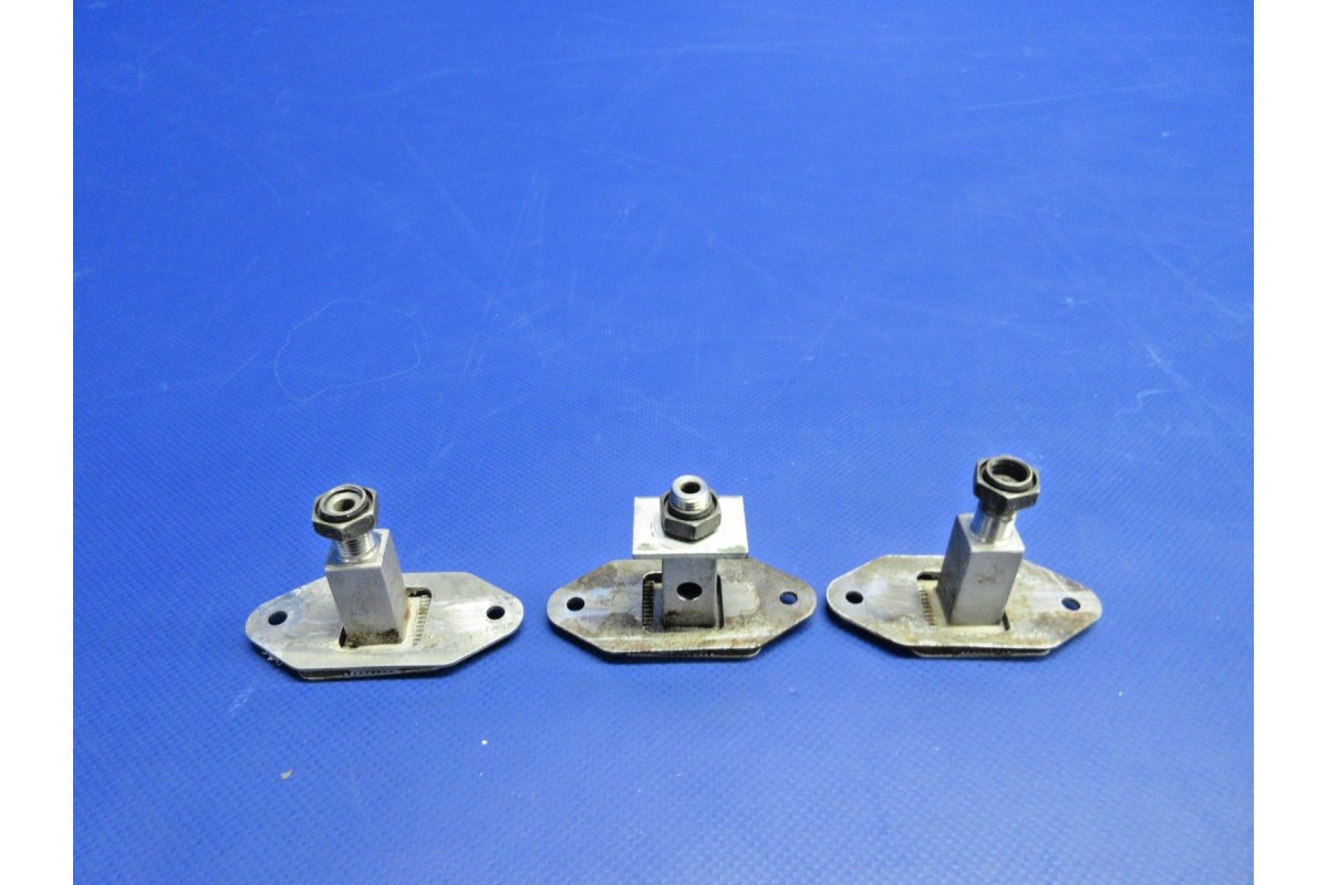 Cessna 421 Main Door Latch Receptacle P