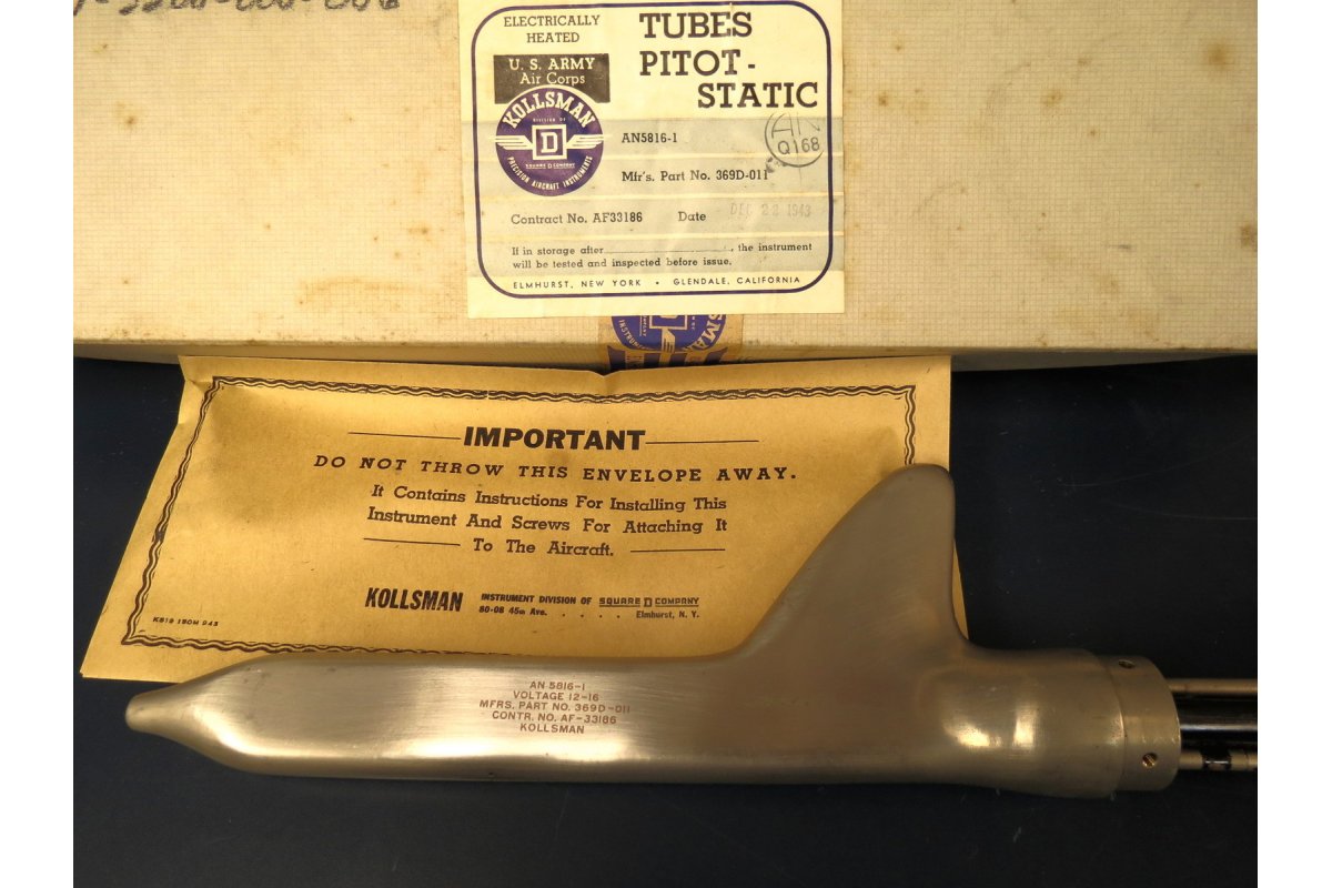 Kollsman New WWII Original 12v AN5816-1