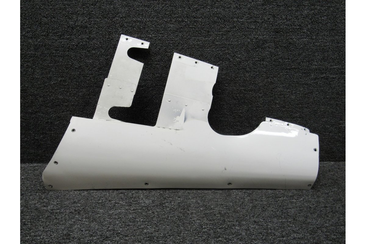 Cessna Aircraft Parts 5112001-27 Cessna 421C Upper Forward