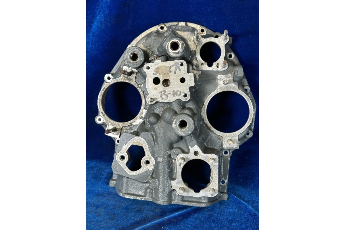 Lycoming O-320E2A HOUSING ASSY - ACESSORY