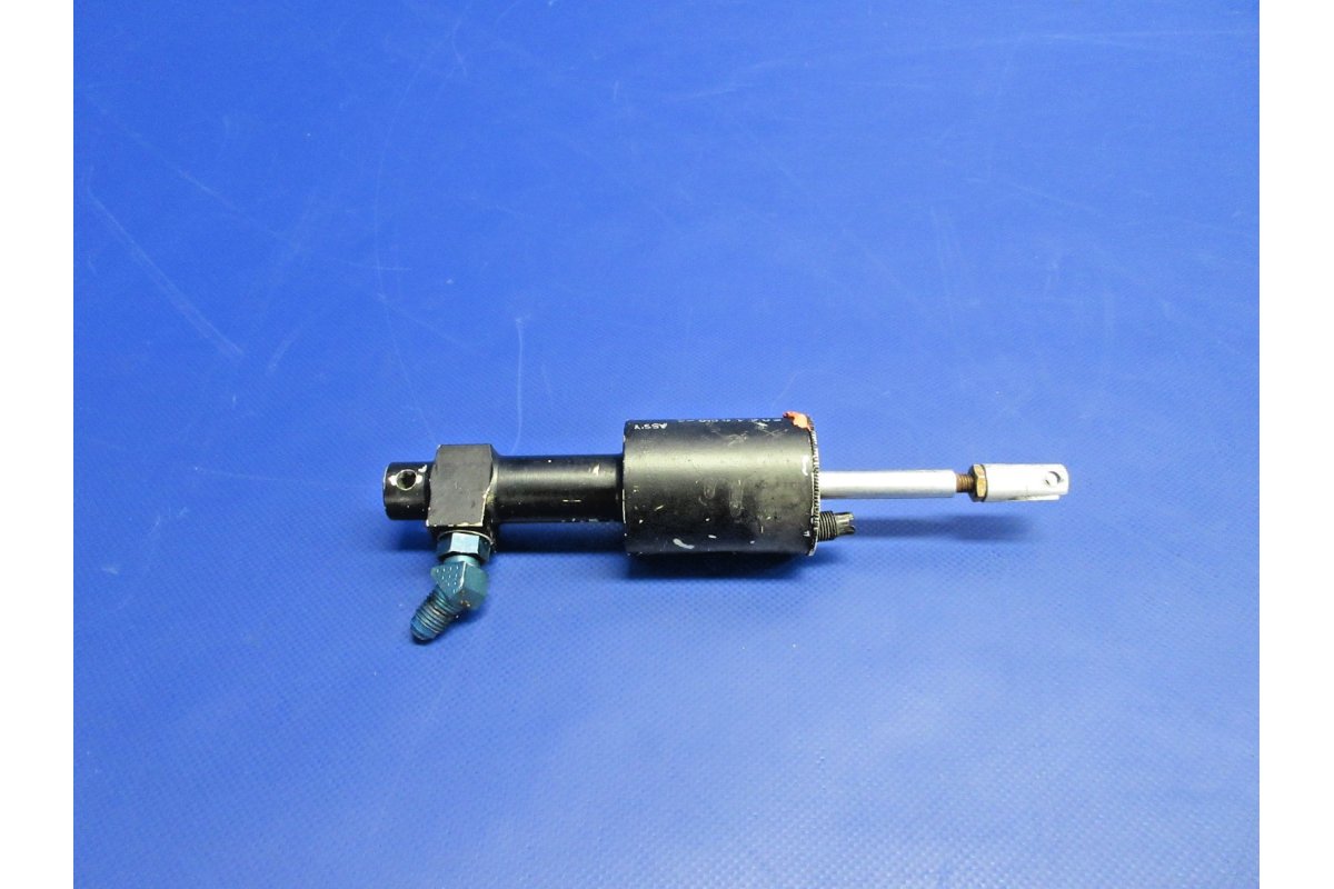 Cessna 421 Brake Master Cylinder P