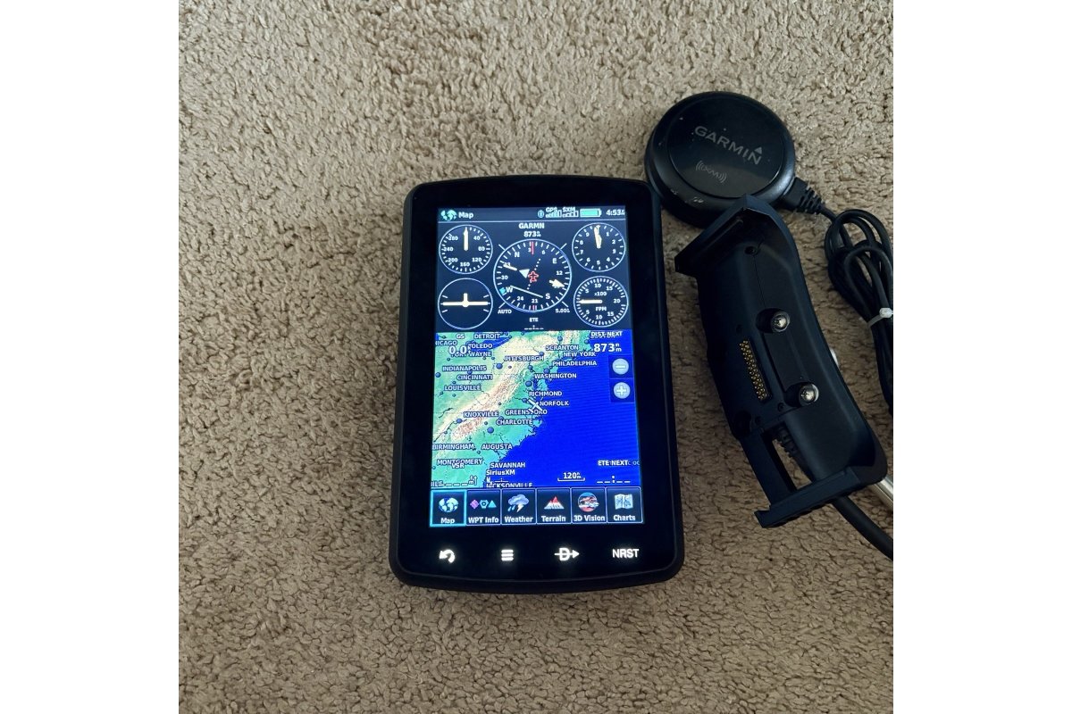 2017 Garmin Aera 796 Touchscreen Aviation GPS