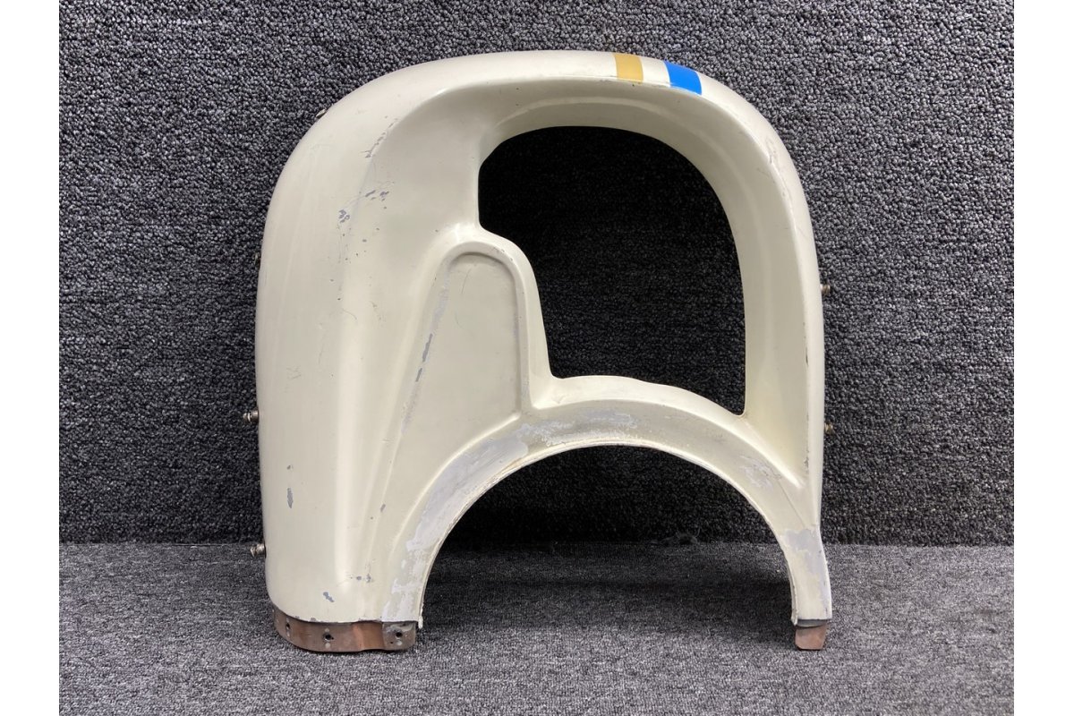 Cessna Aircraft Parts 0851119-15 Cessna 310Q Forward Nose
