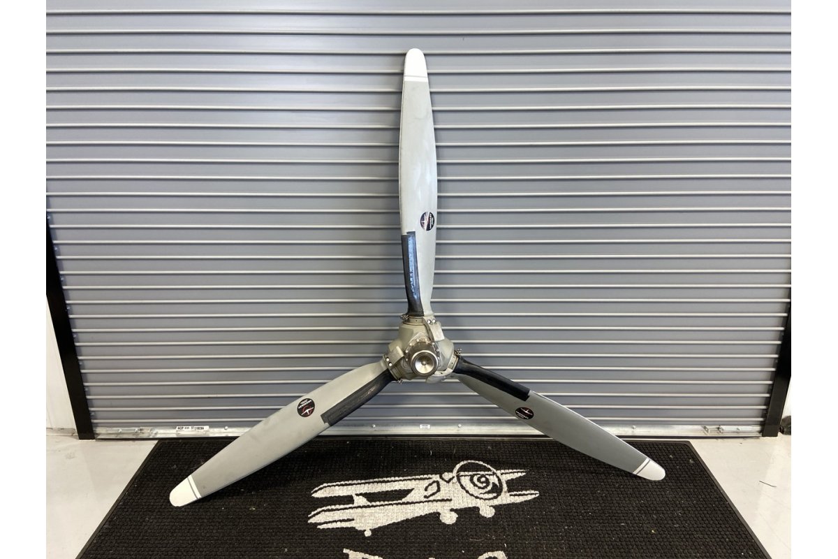 Mccauley 3AF37C516 Three Blade Propeller Assembly