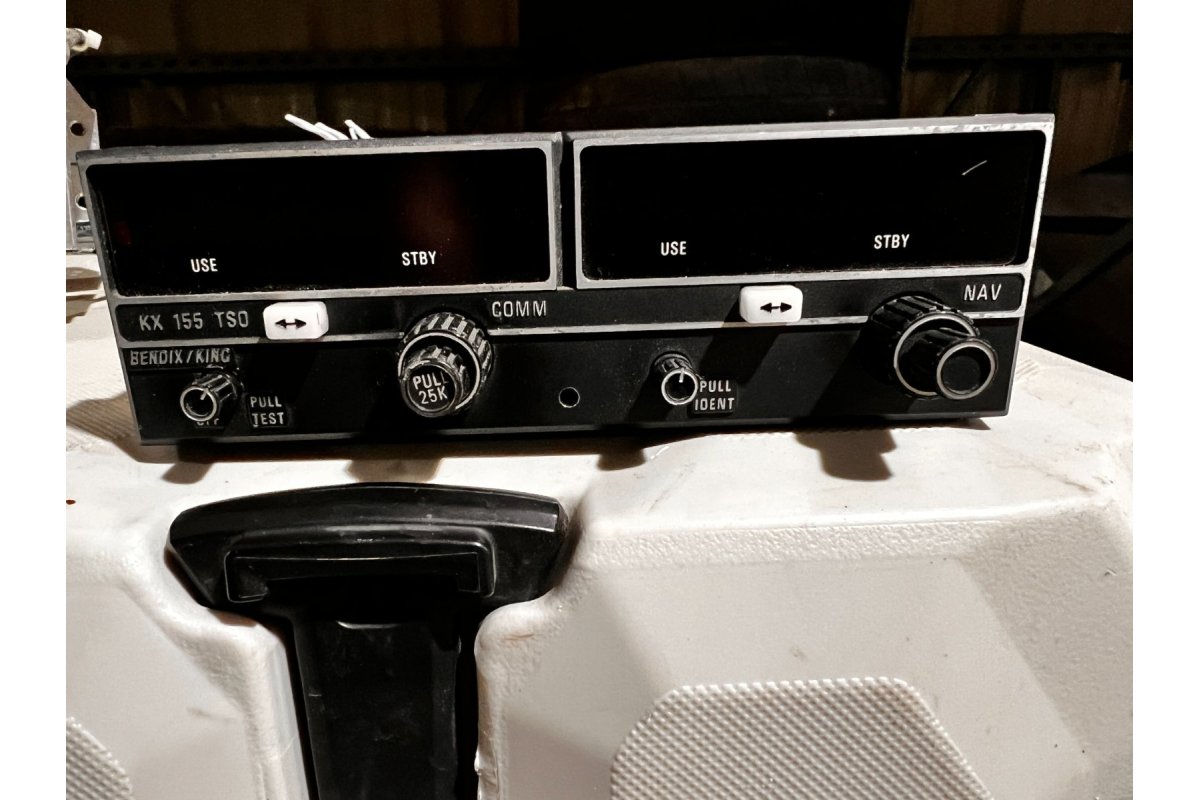 Bendix King kx 155 14v