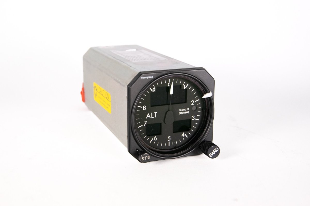 Honeywell AM-250 Altimeter for TBM-700 PN: