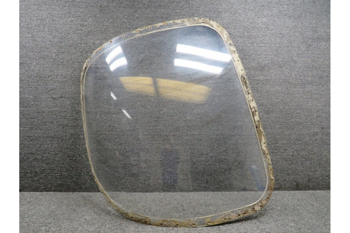 Cessna Aircraft Parts 5111604-200 Cessna 421C Windshield Assembly RH