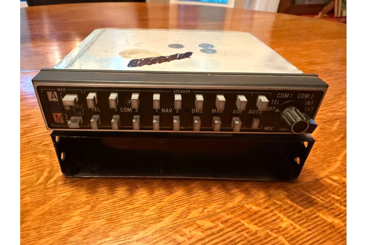 Bendix King Yellow Tagged, Tested BendixKing KMA-24