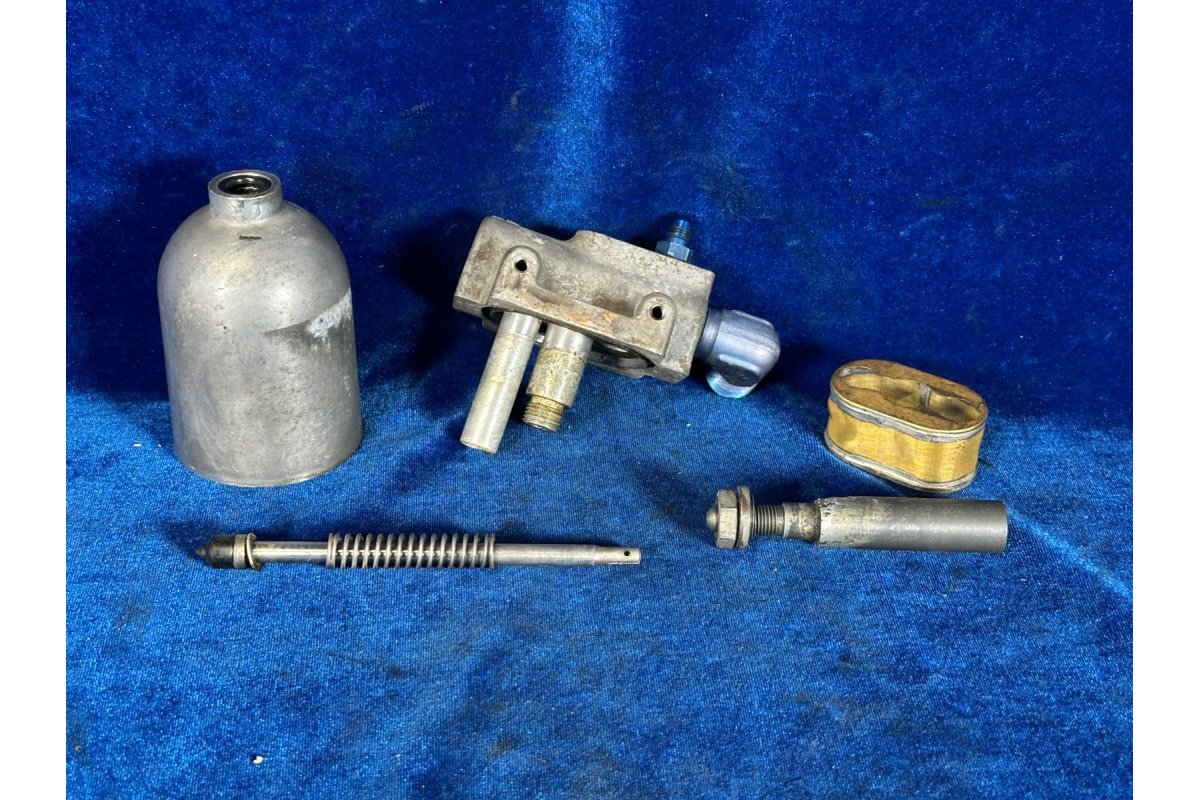 Cessna STRAINER ASSY - FUEL P