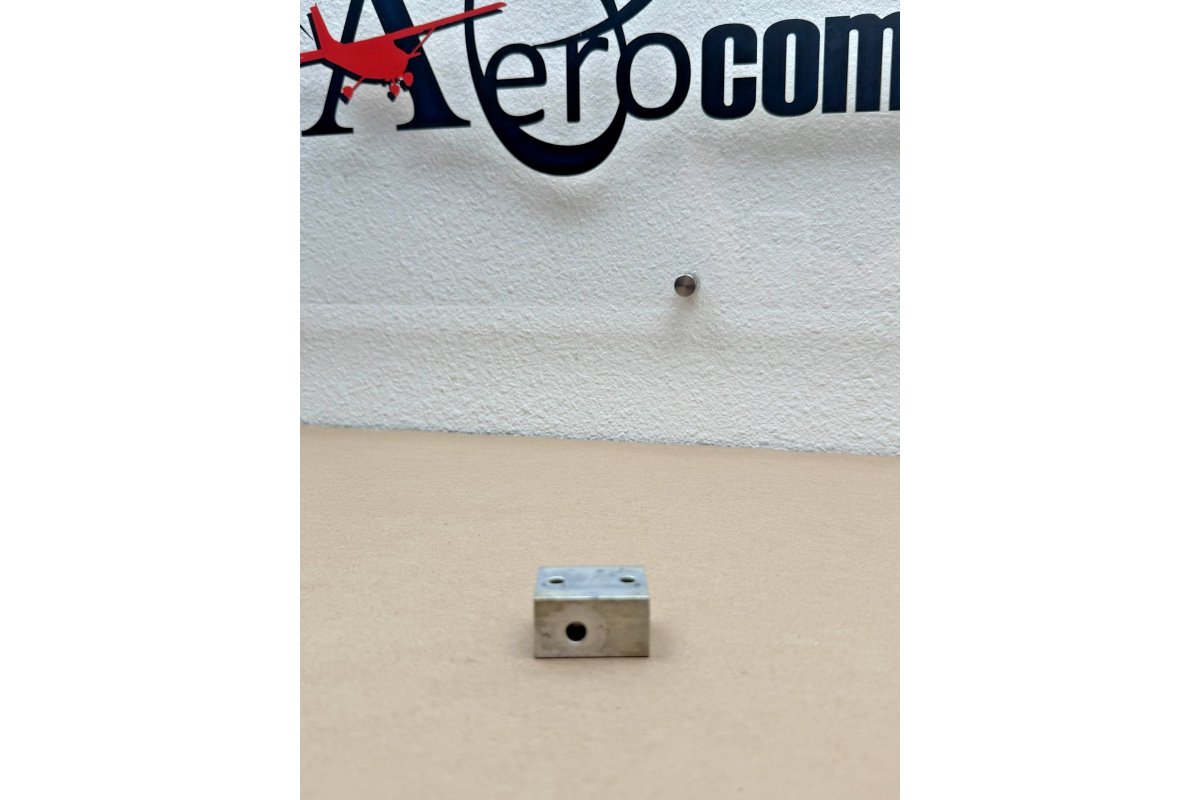 Mooney M20C Lower Engine Mount Block P