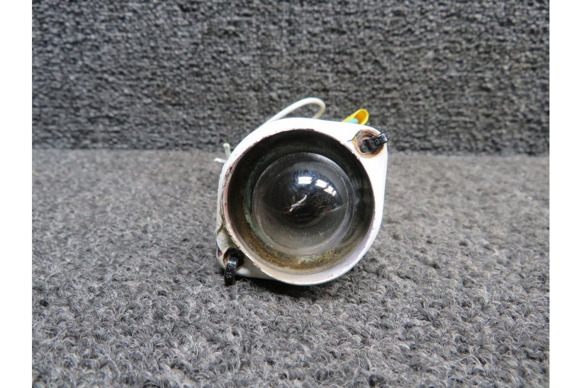 Piper Aircraft Parts 472-736 Piper PA34-200T Tail Light Assembly