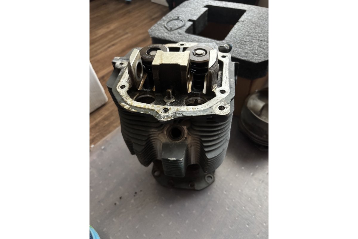 Lycoming O-360 cyclinder Assembly, 180 hp