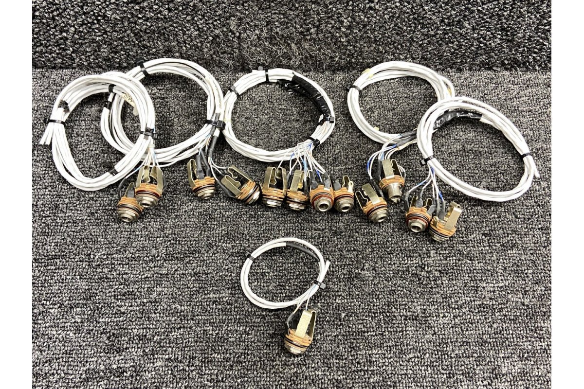Cessna Aircraft Parts Cessna 421B Headset Audio Jack Set