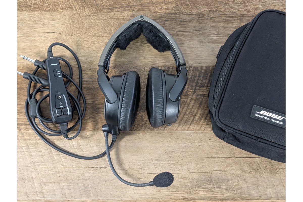 Bose A20 Aviation Headset with Dual