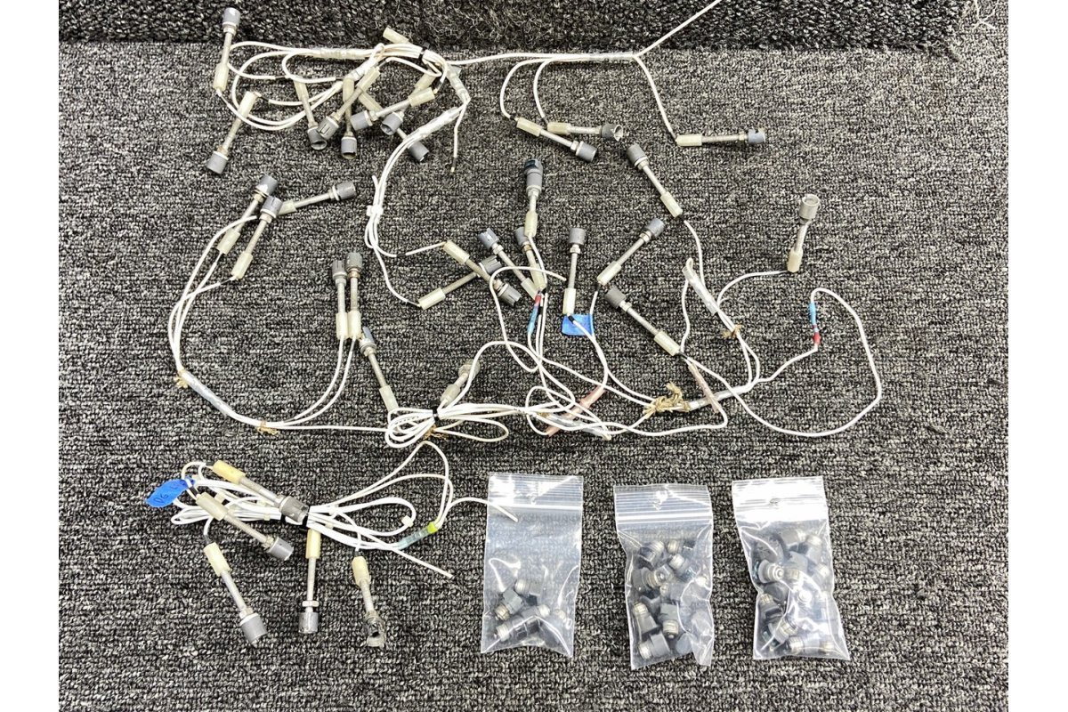 Cessna Aircraft Parts CM2990G1, CM2990G2 Cessna 421B Instrument