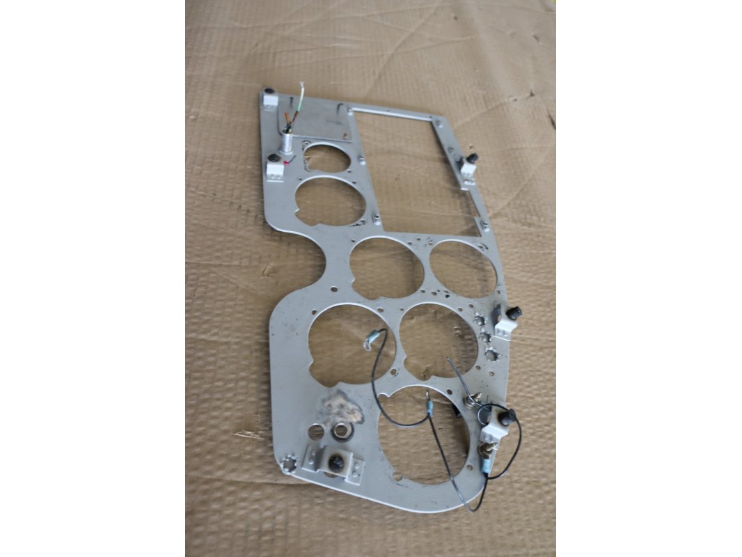Cessna OEM 340 Instrument Panel Section
