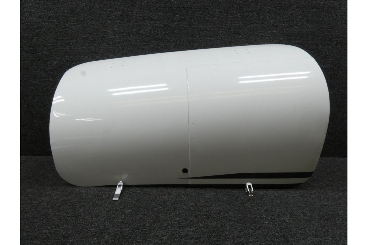 Cessna Aircraft Parts 5113013-56 Cessna 421C Nose Baggage