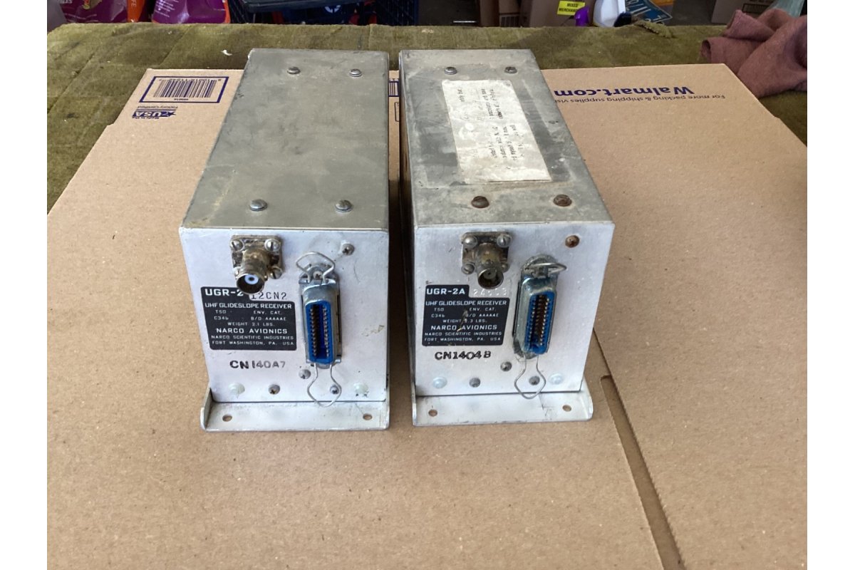 Narco UHF Glideslope Receiver UGR-2A *