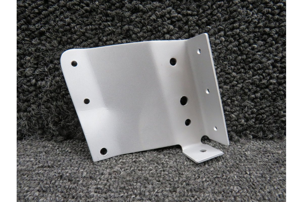 Cessna Aircraft Parts 0712524-2 Cessna R182 Stabilizer Attach