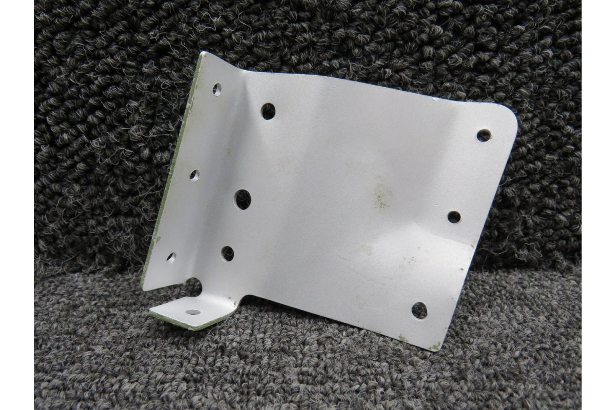 Cessna Aircraft Parts 0712524-1 Cessna R182 Stabilizer Attach