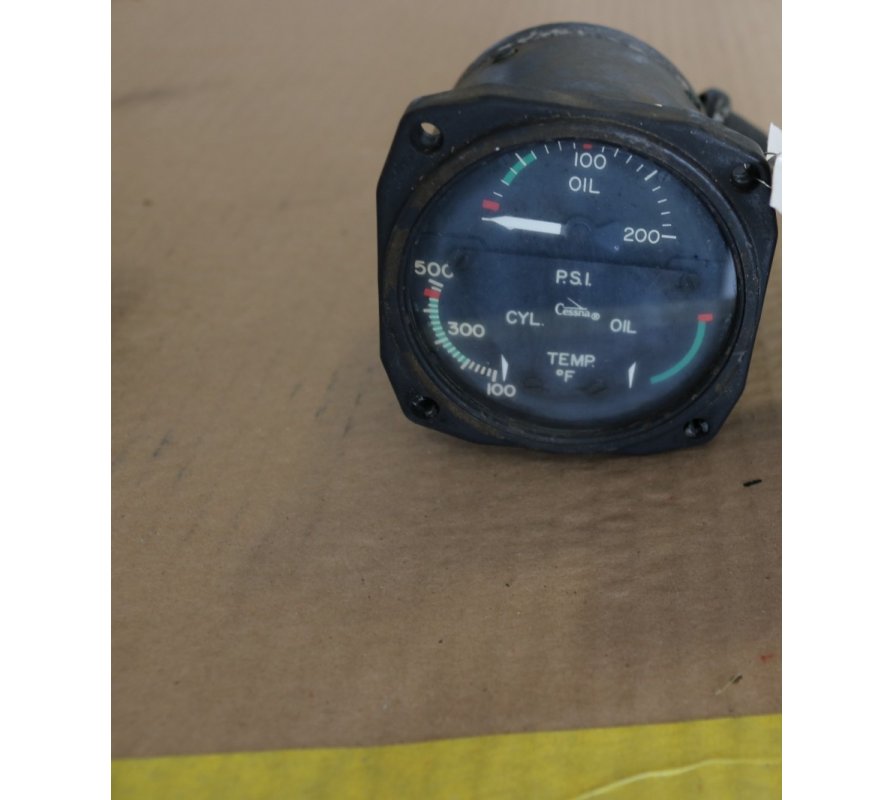 Cessna dual engine oil pressure