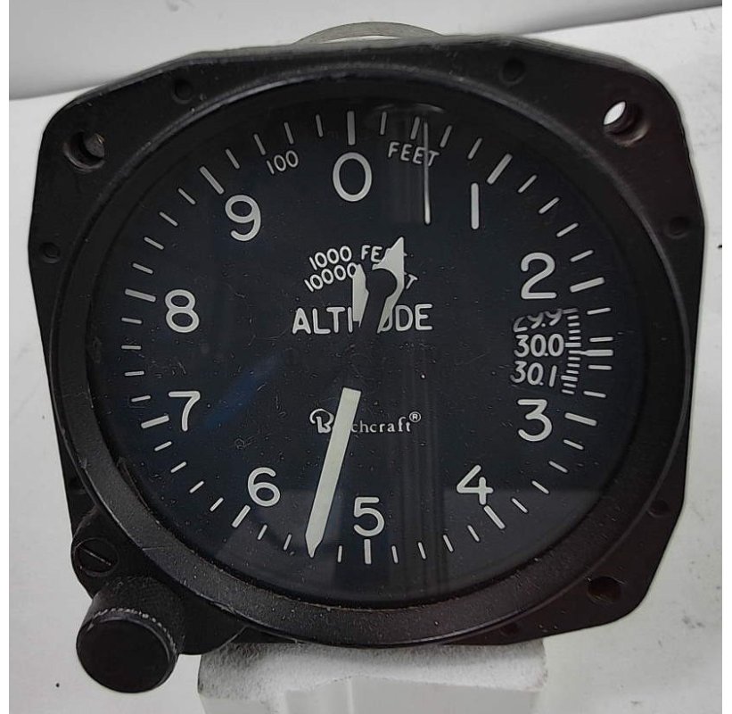 United Instruments , Inc. Indicator - Altimeter United Instruments,