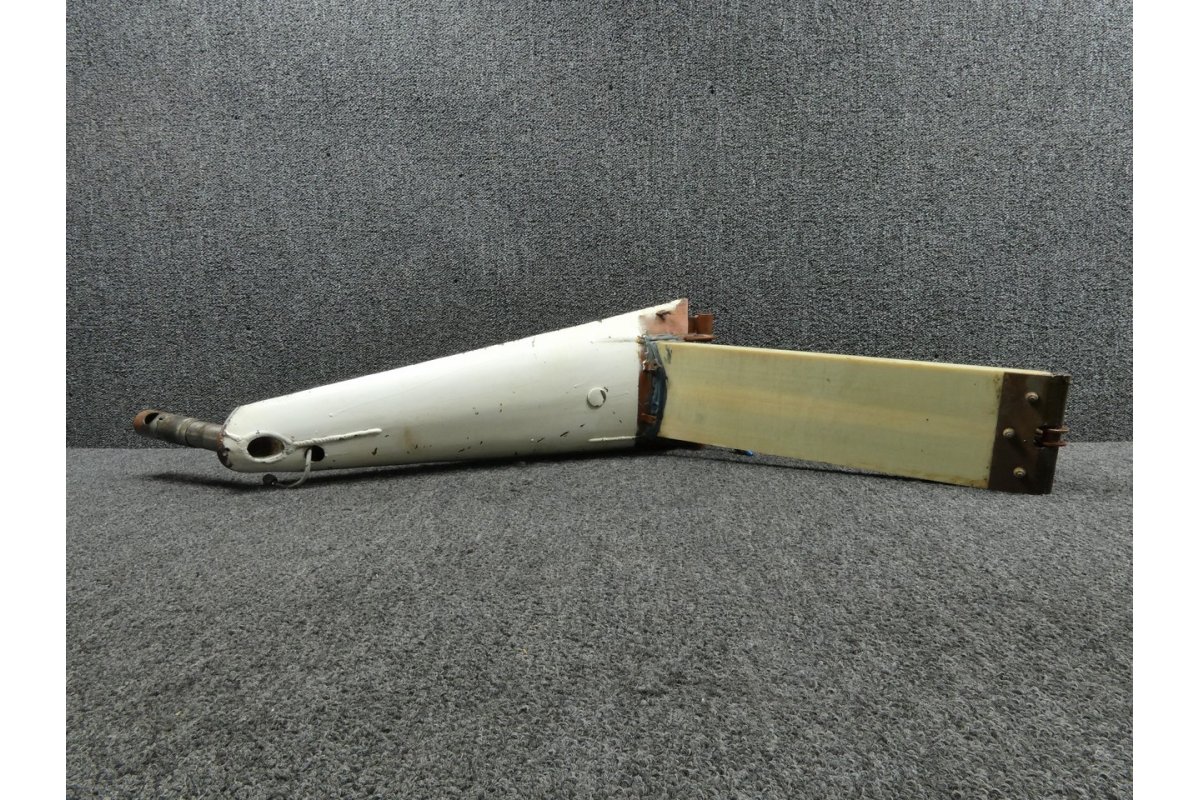 Aero Commander 37002-1 100-150 Main Landing Gear