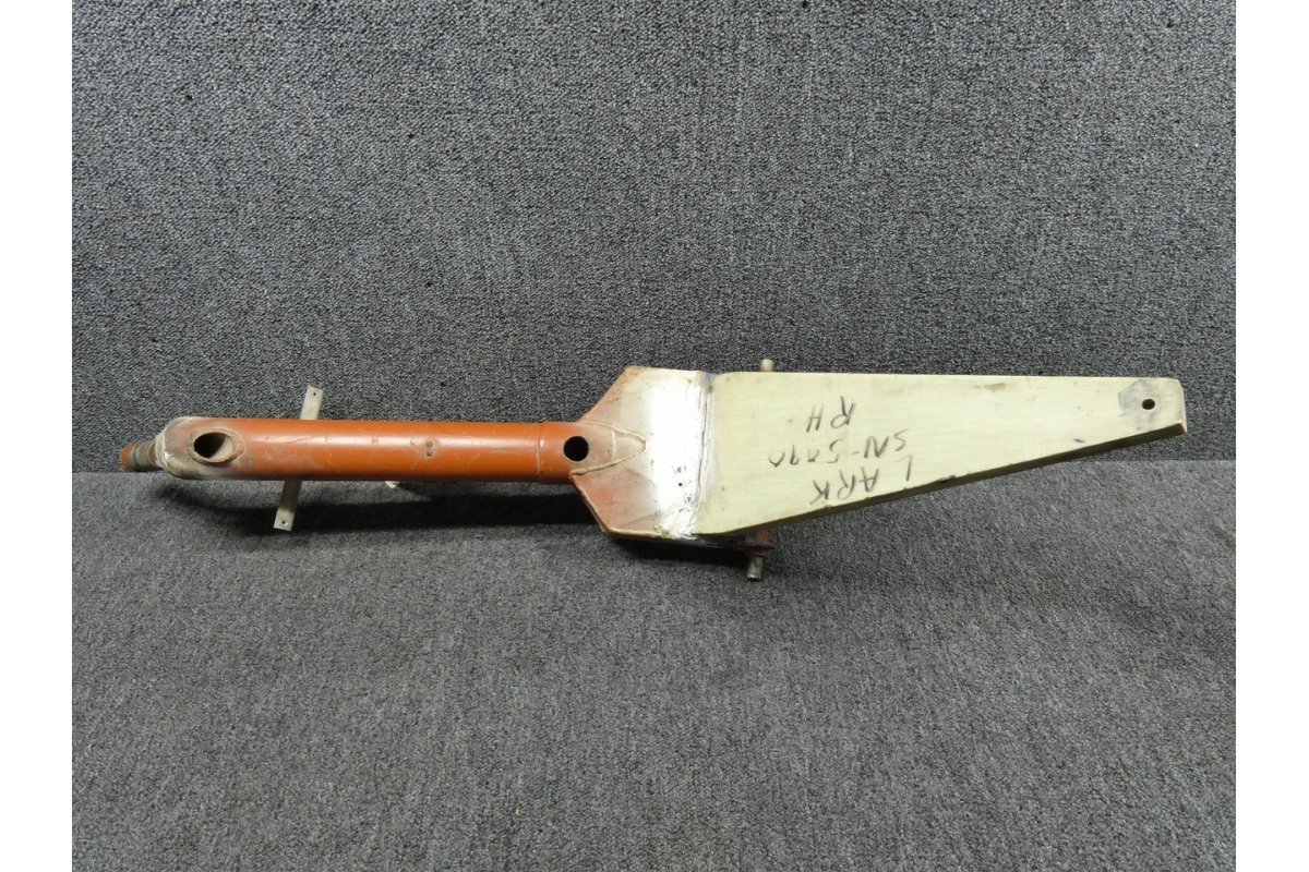 Aero Commander 37100-2 100-180 Main Landing Gear