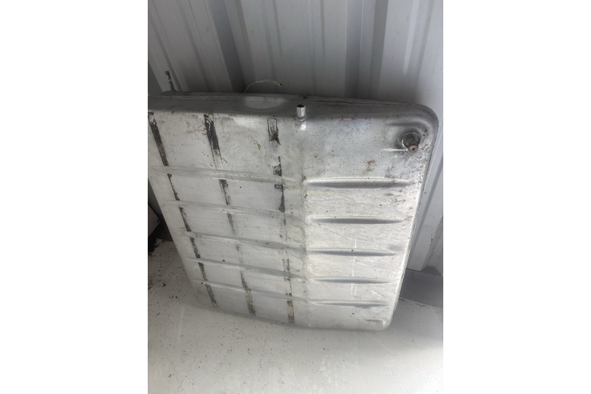 Unbranded Cessna 172 RH Fuel Tank